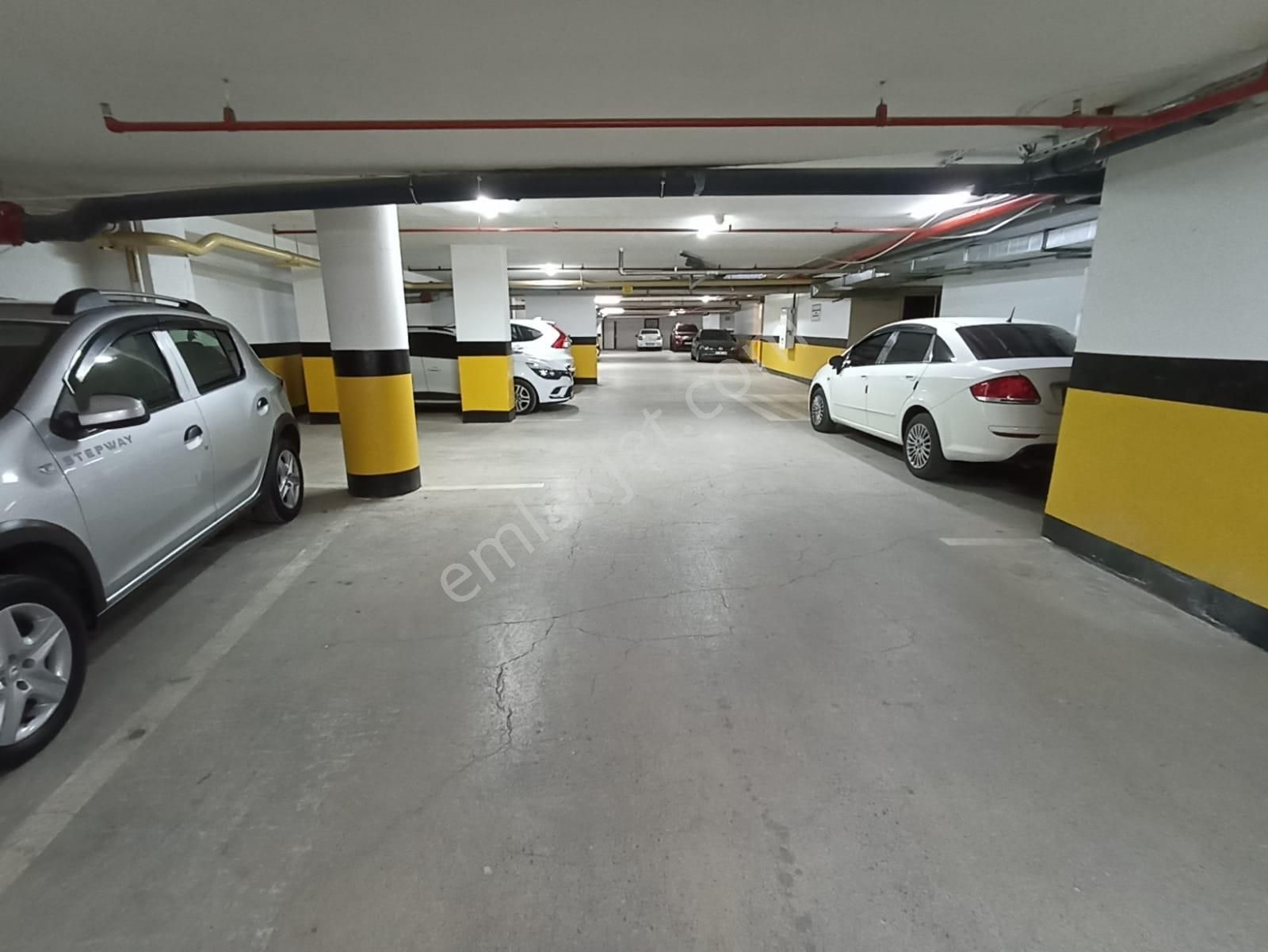 Yeni Valilik Civarı Güvenlikli Kapalı Otoparklı 2+1 155m2 Klimalı Doğalgazlı Lüks Daire - Görsel 29