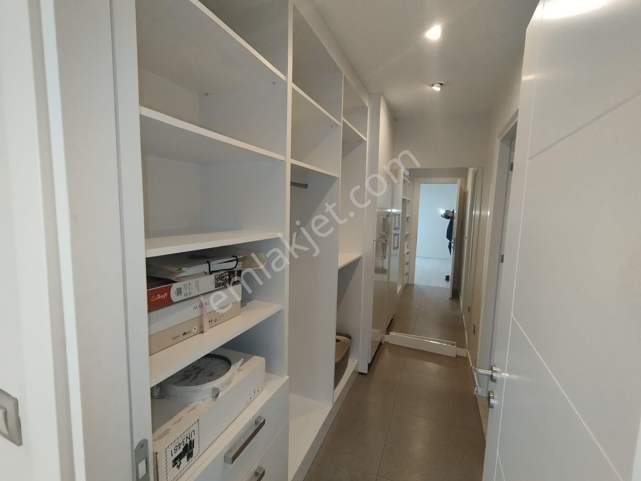 Yeni Valilik Civarı Güvenlikli Kapalı Otoparklı 2+1 155m2 Klimalı Doğalgazlı Lüks Daire - Görsel 22