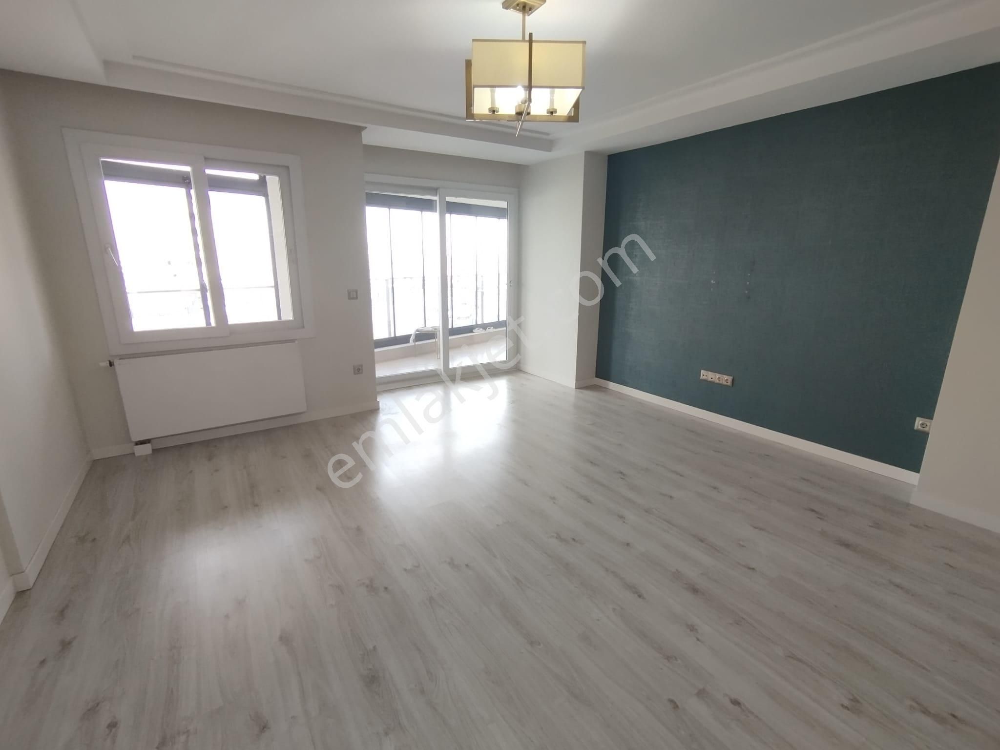 Yeni Valilik Civarı Güvenlikli Kapalı Otoparklı 2+1 155m2 Klimalı Doğalgazlı Lüks Daire - Görsel 10