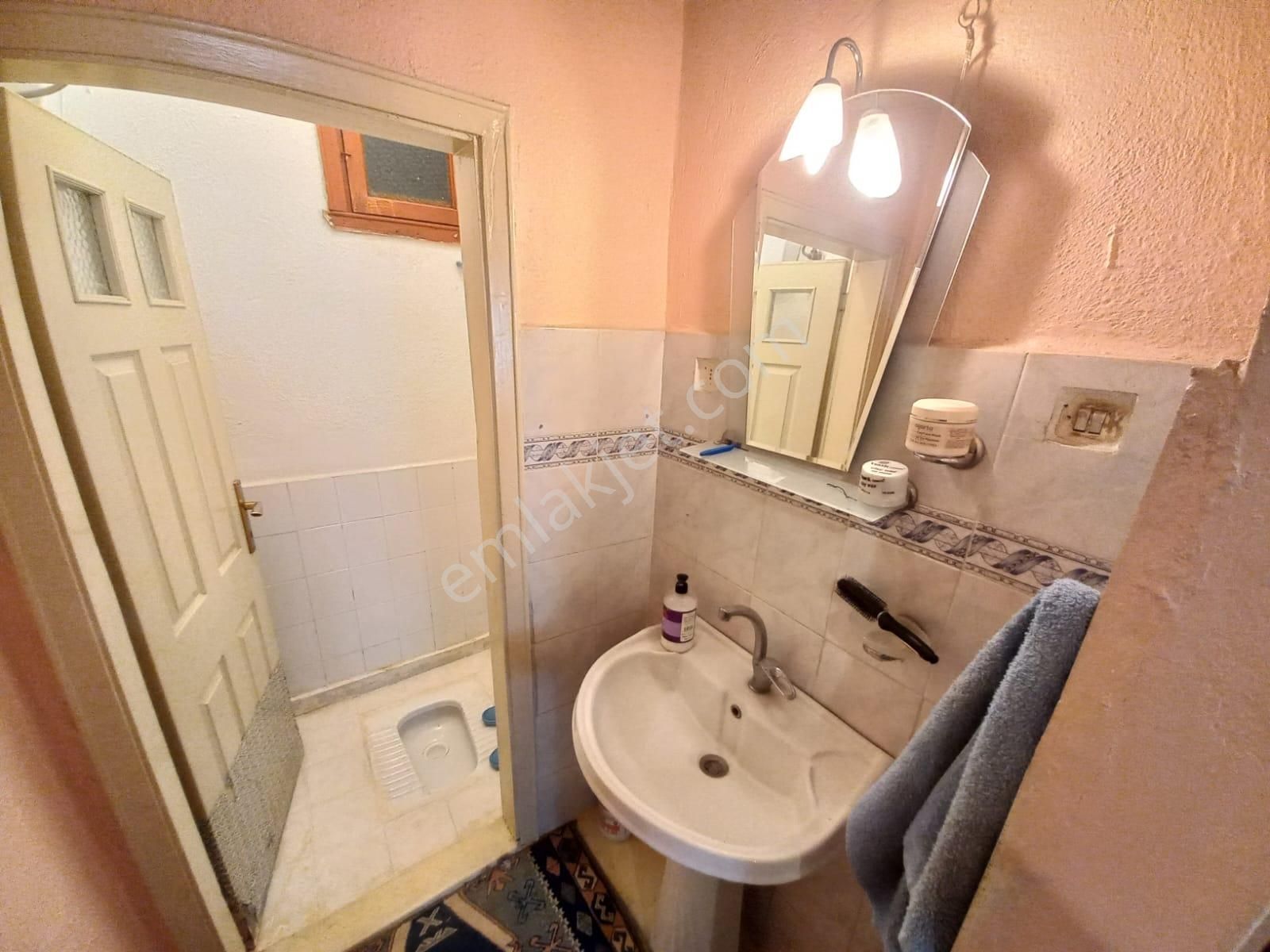 Barış Caddesine Cephe Asansörlü Satılık 2+1 Esyalı Daire - Görsel 9