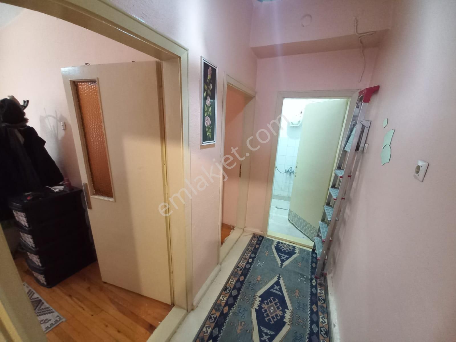 Barış Caddesine Cephe Asansörlü Satılık 2+1 Esyalı Daire - Görsel 7
