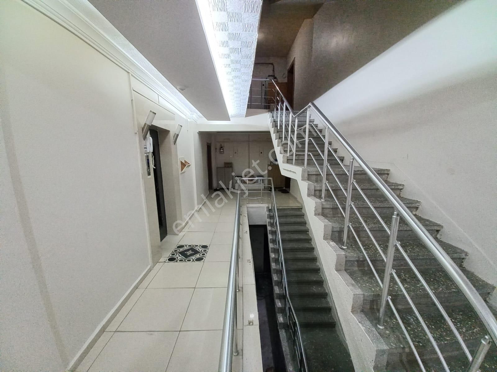 Barış Caddesine Cephe Asansörlü Satılık 2+1 Esyalı Daire - Görsel 20