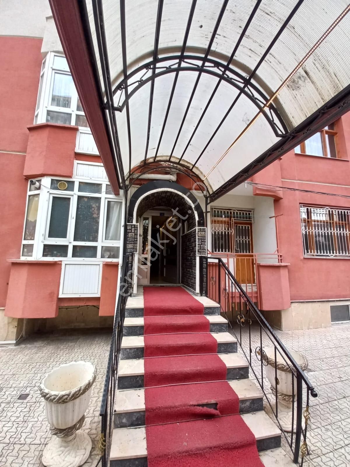 Barış Caddesine Cephe Asansörlü Satılık 2+1 Esyalı Daire - Görsel 23