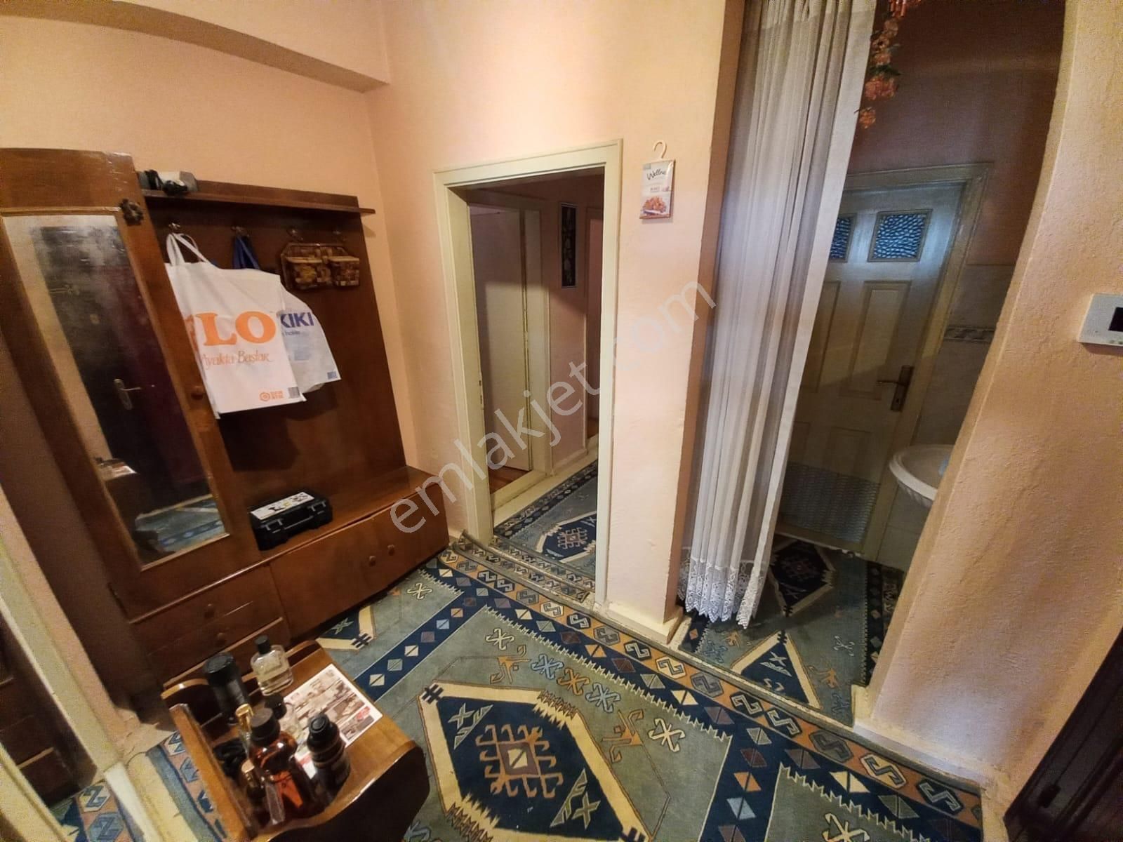 Barış Caddesine Cephe Asansörlü Satılık 2+1 Esyalı Daire - Görsel 6