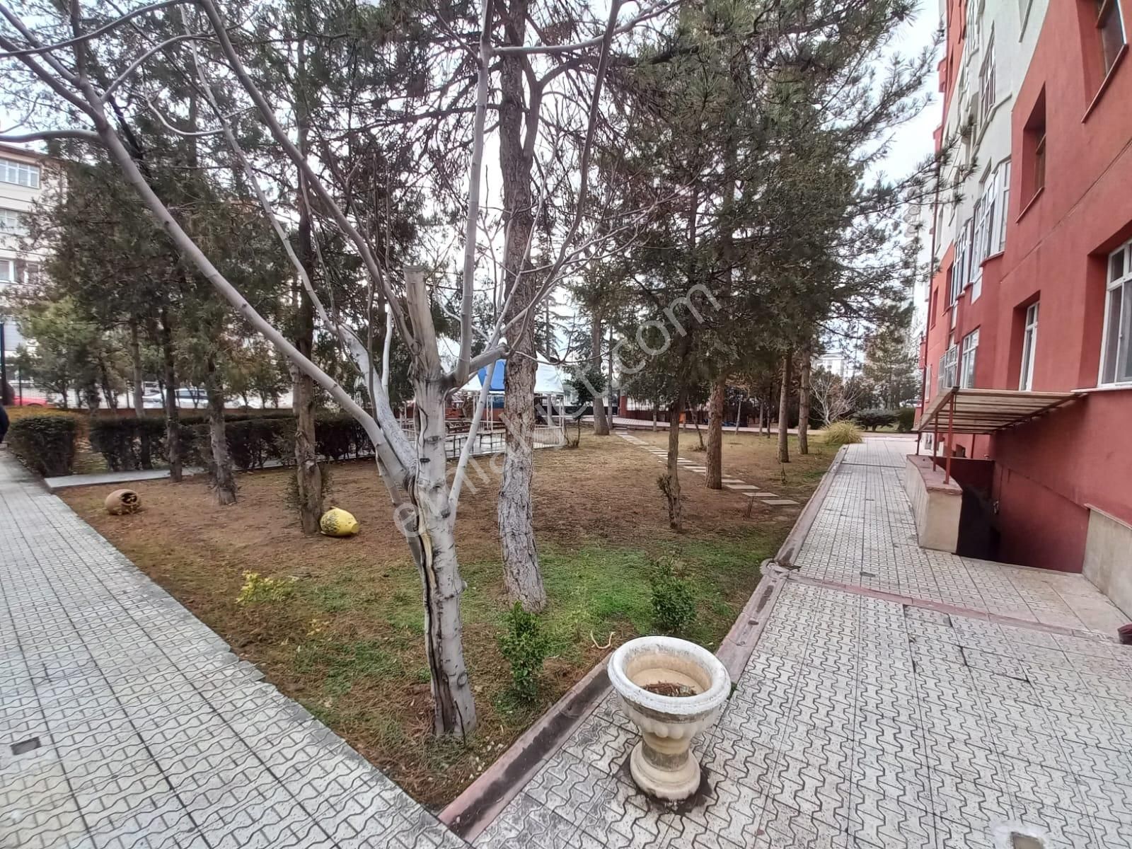 Barış Caddesine Cephe Asansörlü Satılık 2+1 Esyalı Daire - Görsel 24