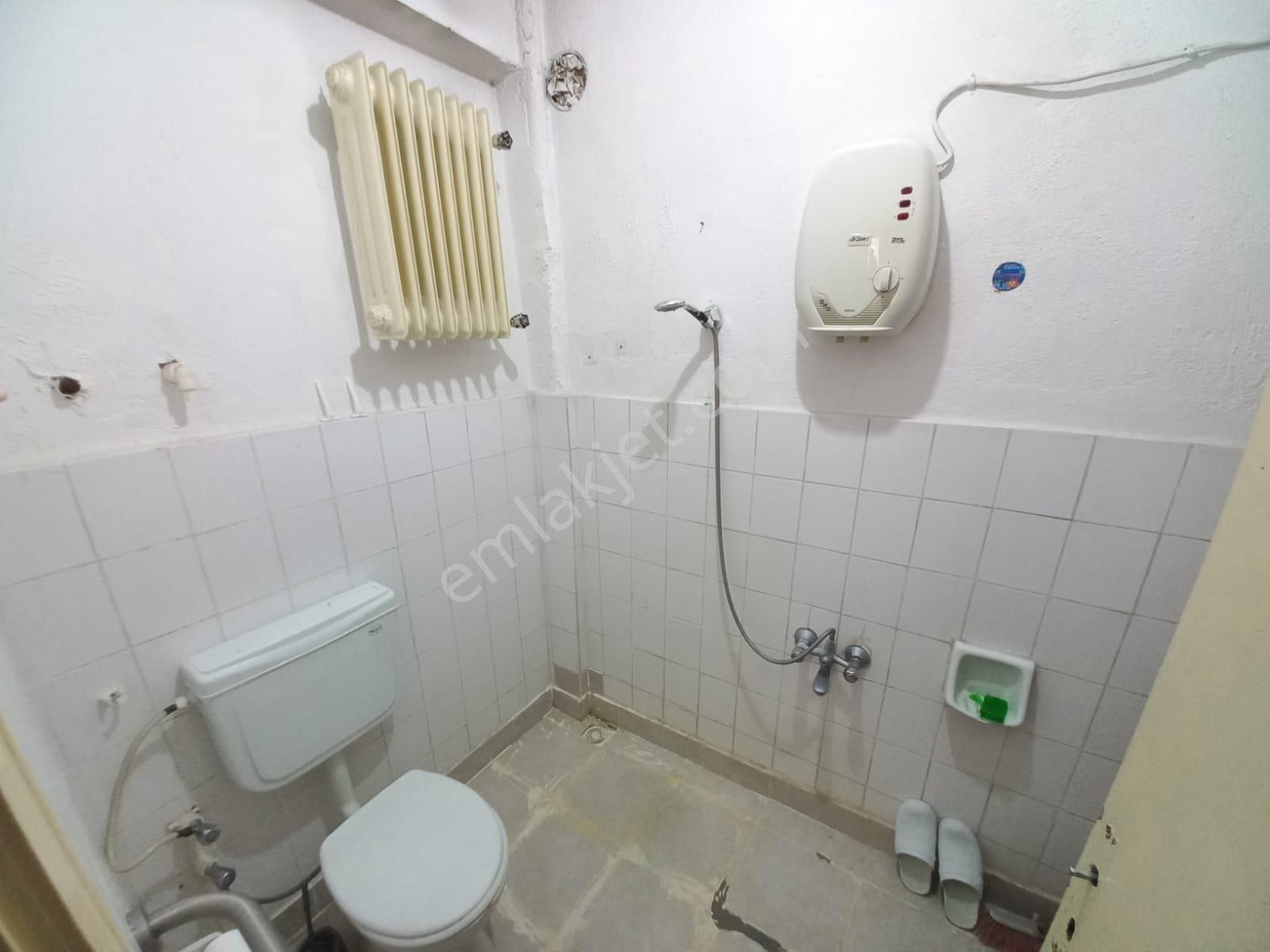 Barış Caddesine Cephe Asansörlü Satılık 2+1 Esyalı Daire - Görsel 11