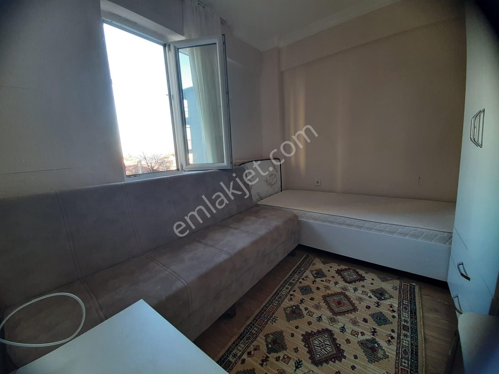 Erkuş Gyo Dan Kınıklı Çamlığa Yürüme Mesafesinde Harika Lokasyonda Temiz Kiralık 1+0 - Görsel 3