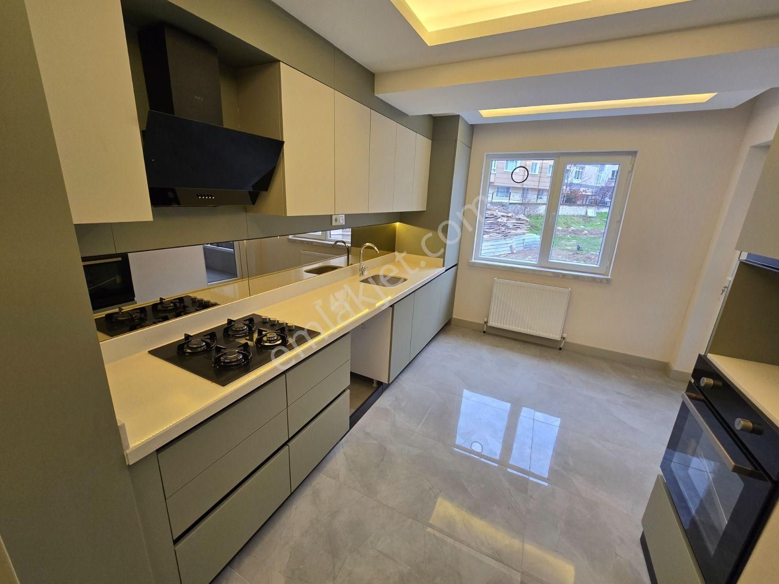 İstasyon Mah Satılık 3+1 Geniş Balkonlu Çift Banyolu Arakat Sıfır Daire - Görsel 2