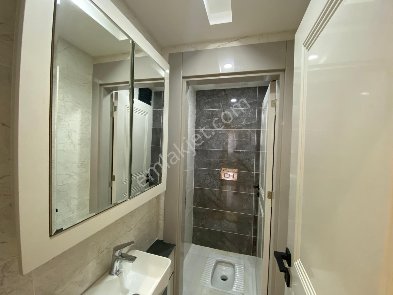 Millioğlun Dan Beylerbeyi'n De Satılık 3,5+1 Ultra Lüks Daireler - Görsel 20