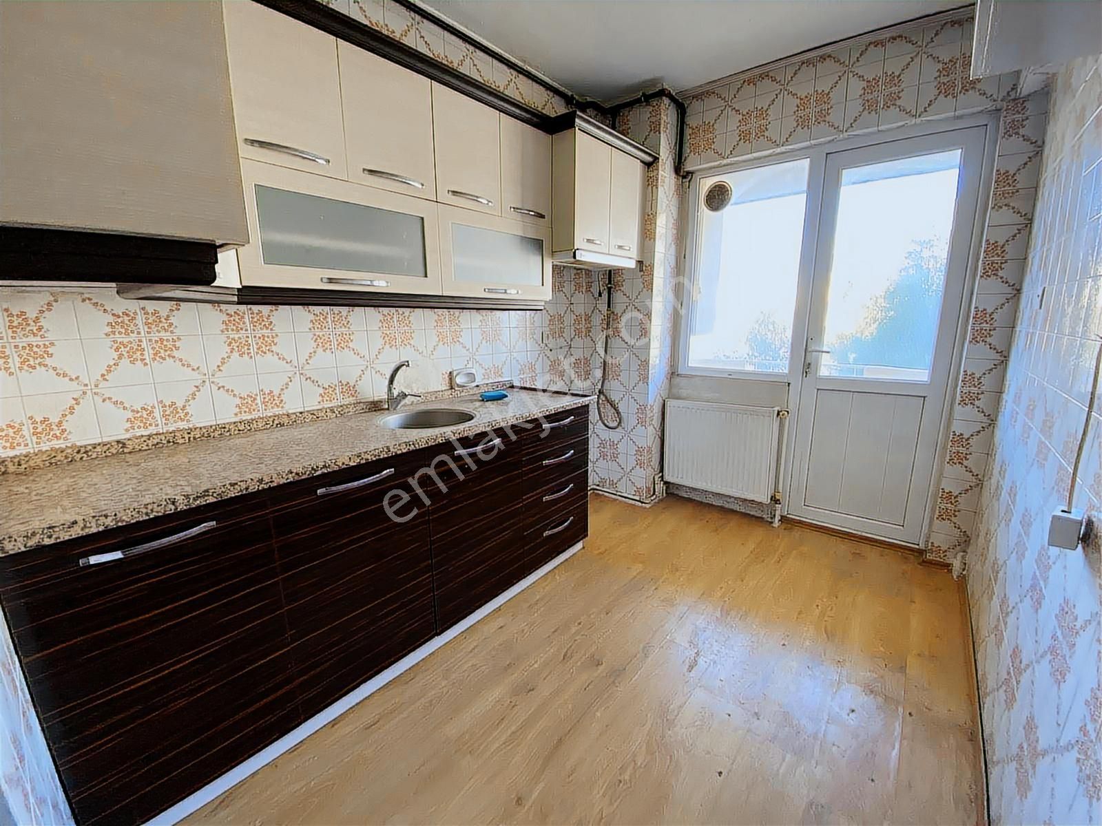 Turyap Bornova'dan Merkezi Konumda Kiralık Ara Kat 3+1 Daire - Görsel 23