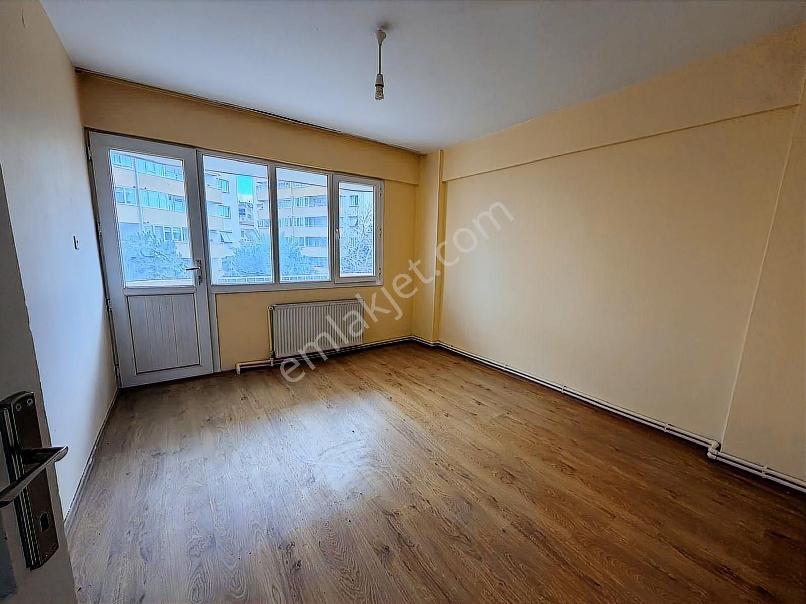 Turyap Bornova'dan Merkezi Konumda Kiralık Ara Kat 3+1 Daire - Görsel 29