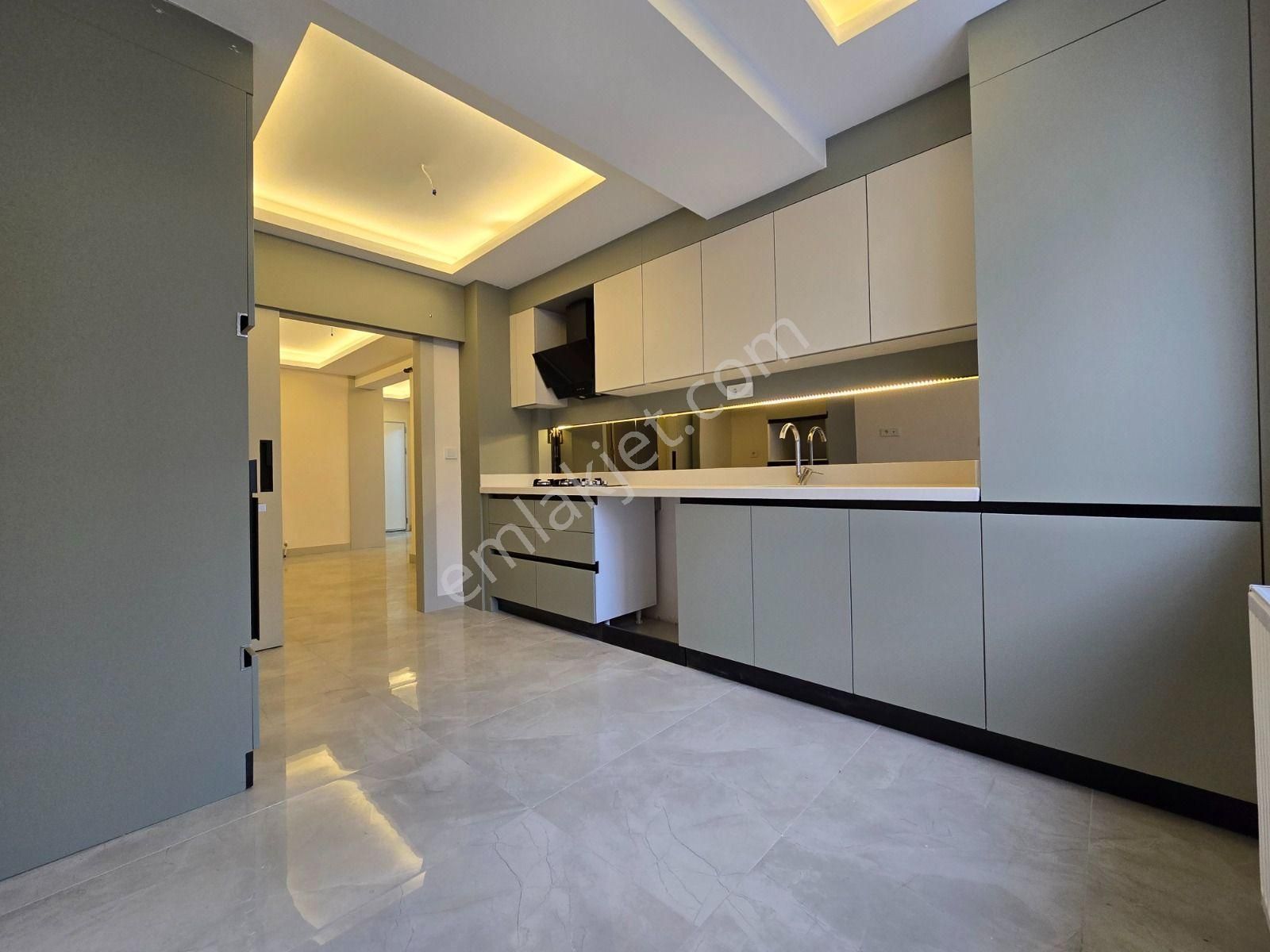 İstasyon Mah Satılık 3+1 Asansörlü Çift Banyolu Geniş Balkonlu Daire - Görsel 2