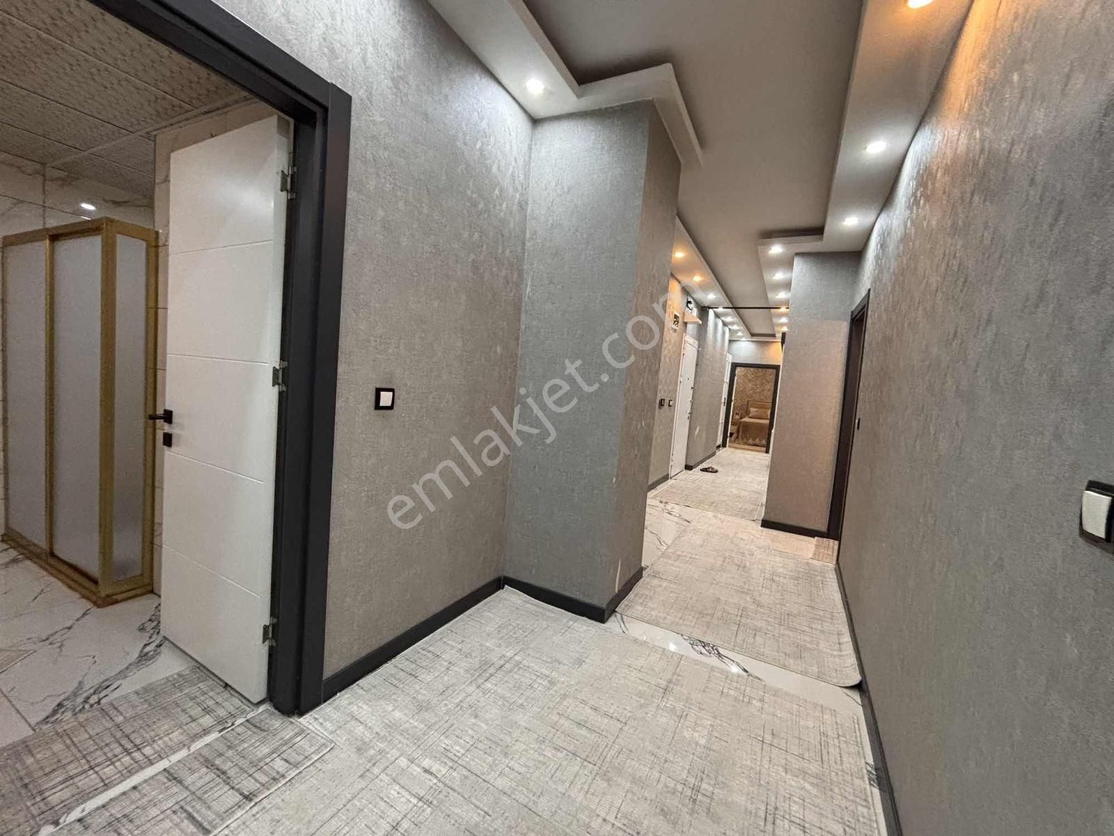 Göbeklitepe Emlak " Tan Satılık 3+1 Çardaklı Kaya Bulvarı - Görsel 8