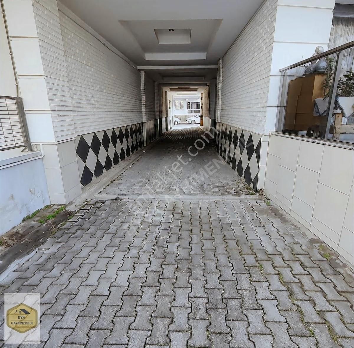 Bys'den Gaziemir Meydana Yakın Lokasyonda 2+1 Satılık Daire - Görsel 15