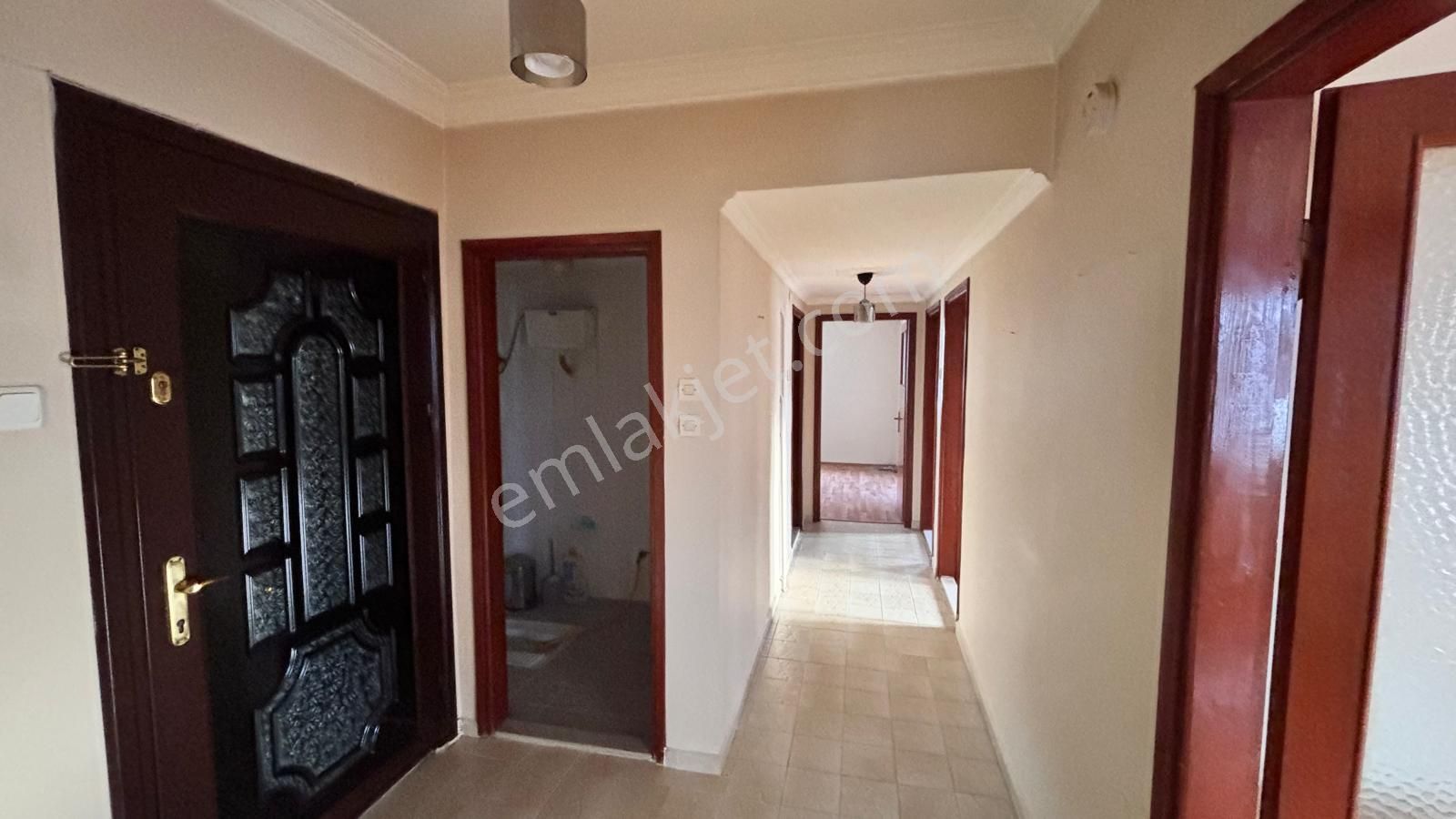 Barış Mahallesi Site İçerisinde 3+1 Ferah Kombili Daire - Görsel 4