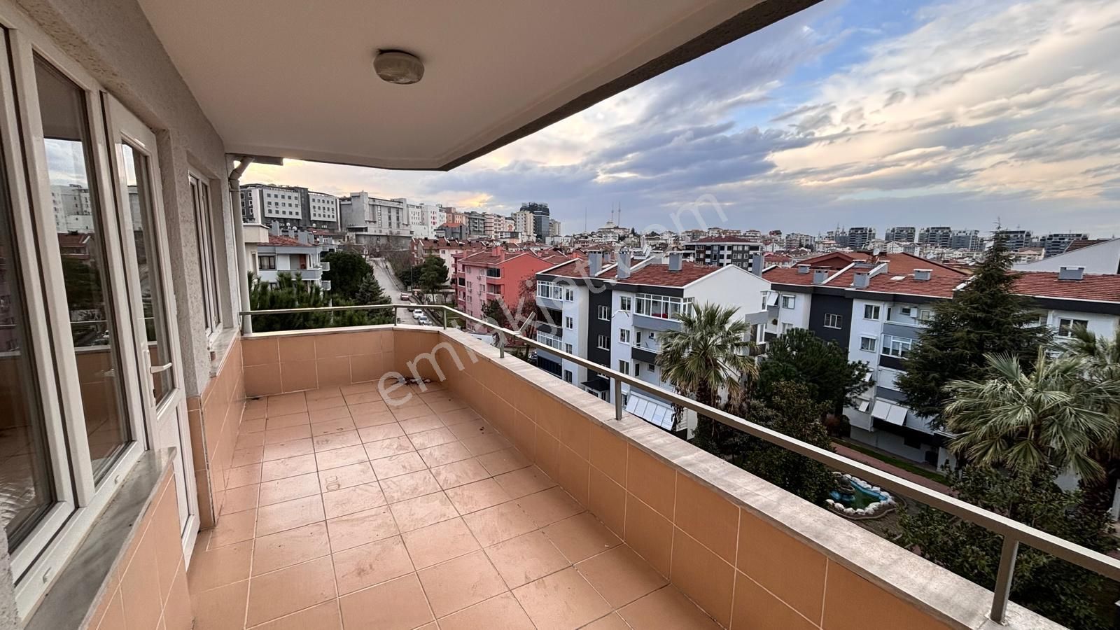 Barış Mahallesi Site İçerisinde 3+1 Ferah Kombili Daire - Görsel 18