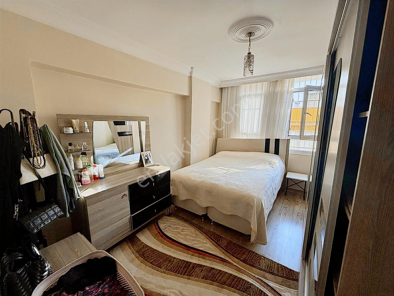 Yeşilyurt Mahallesi Evren Sitesinde 3+1 Extralı Daire - Görsel 15