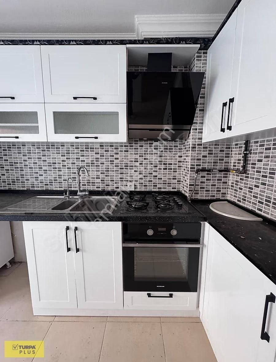 Buca Yeni Adliye Yakını 3+1 Kiralık Çift Cephe Daire - Görsel 13