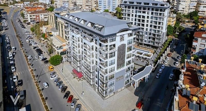 Alanya Merkez Royal Towersta, Site İçinde 2+1 - Görsel 11