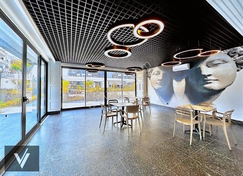 Alanya Merkez Royal Towersta, Site İçinde 2+1 - Görsel 12