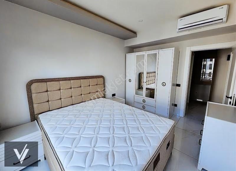 Alanya Merkez Royal Towersta, Site İçinde 2+1 - Görsel 9