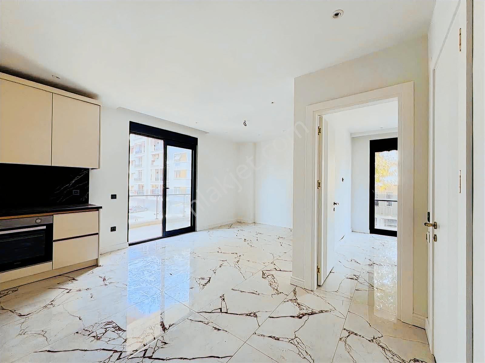 Alanya Oba Ultra Lüks Site İçerisinde Satılık 1+1 Sıfır Daire - Görsel 21