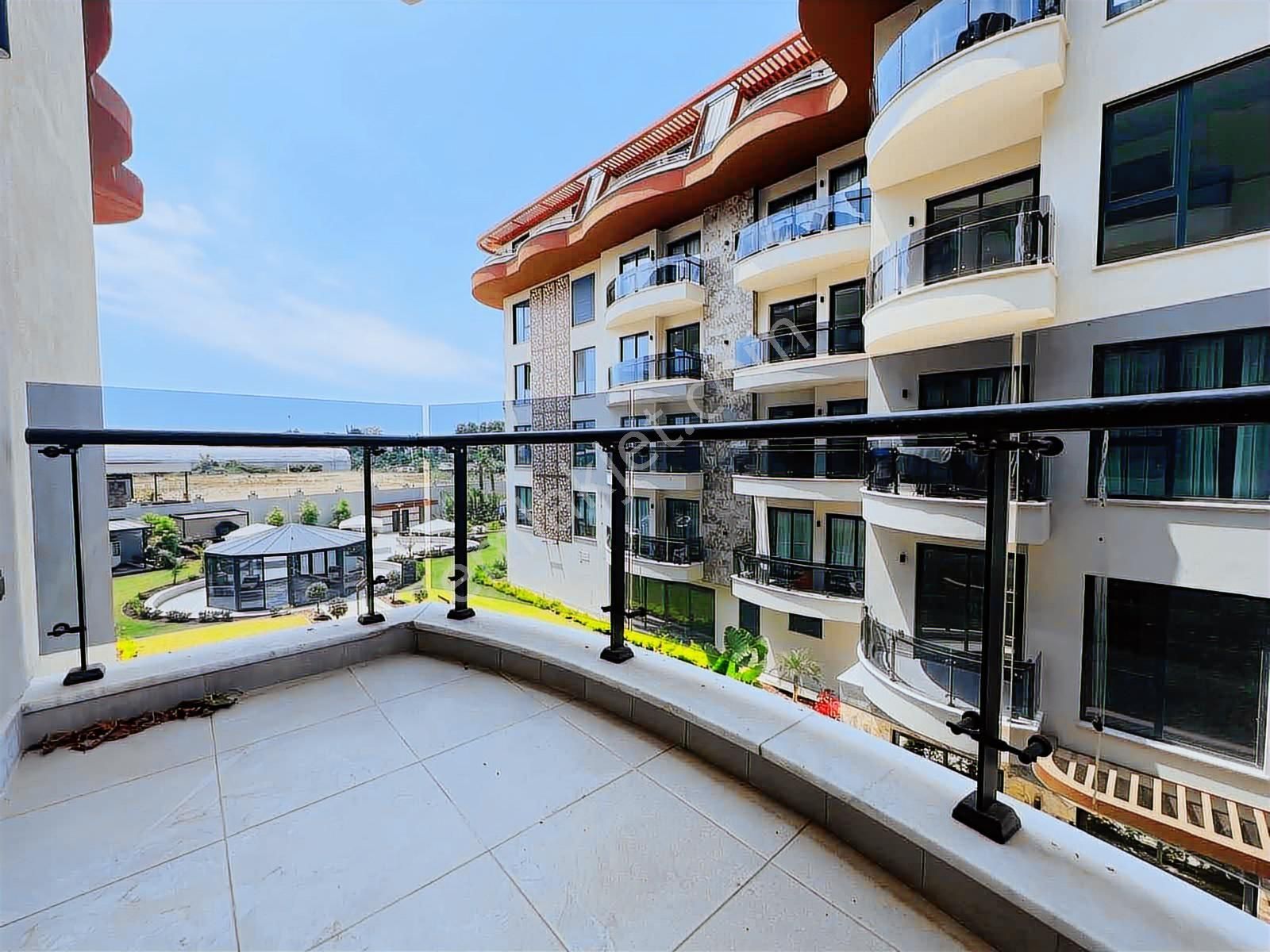 Alanya Oba Ultra Lüks Site İçerisinde Satılık 1+1 Sıfır Daire - Görsel 5