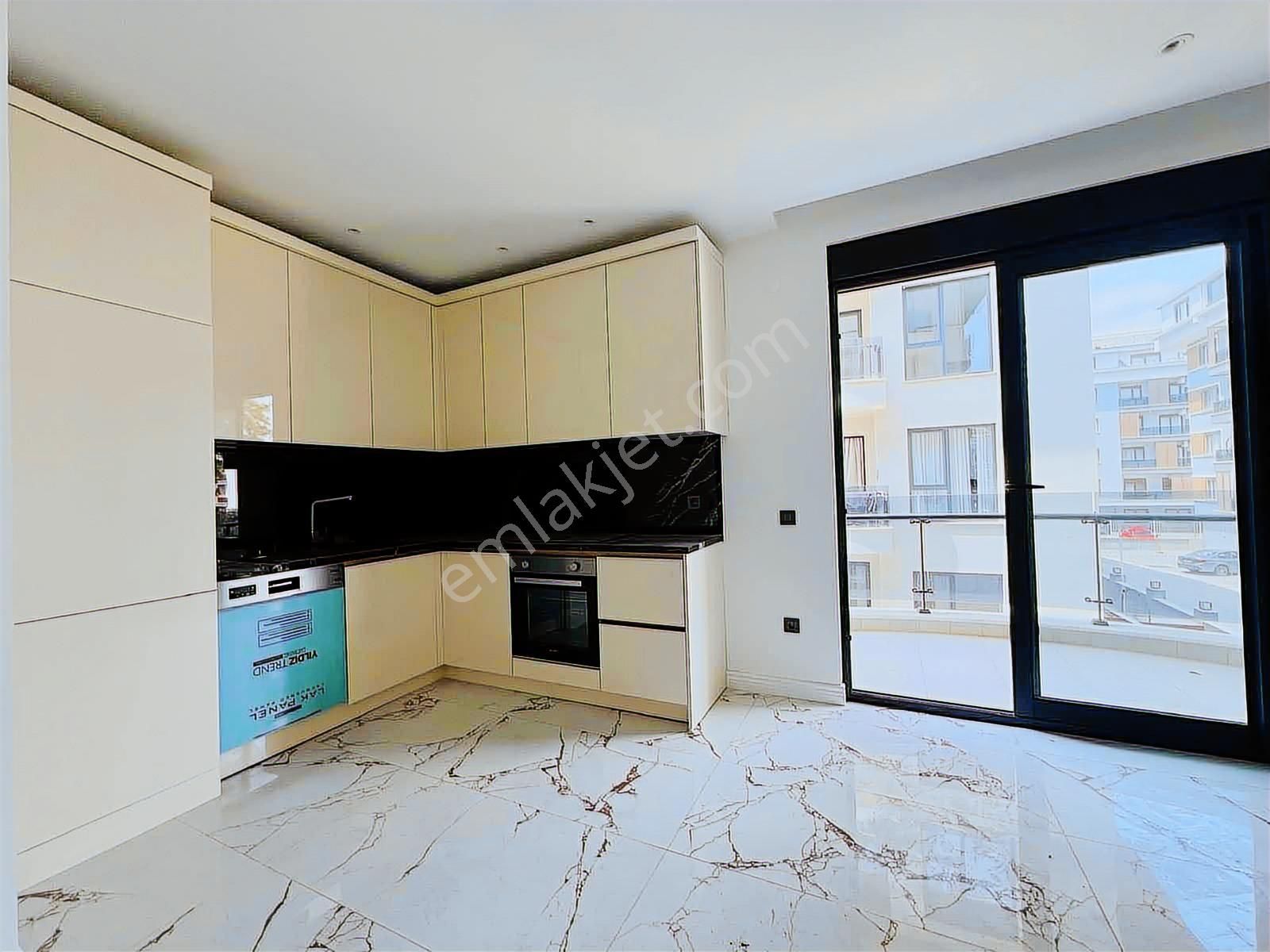 Alanya Oba Ultra Lüks Site İçerisinde Satılık 1+1 Sıfır Daire - Görsel 15