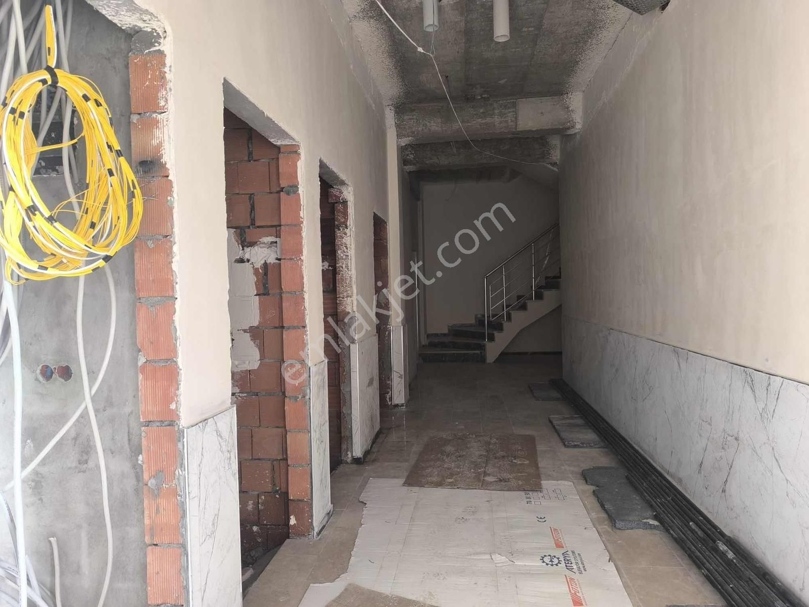 Merkez Karapınar Ön Cephe Yol Kenarı Satılık Sıfır 1+1 Daire - Görsel 15