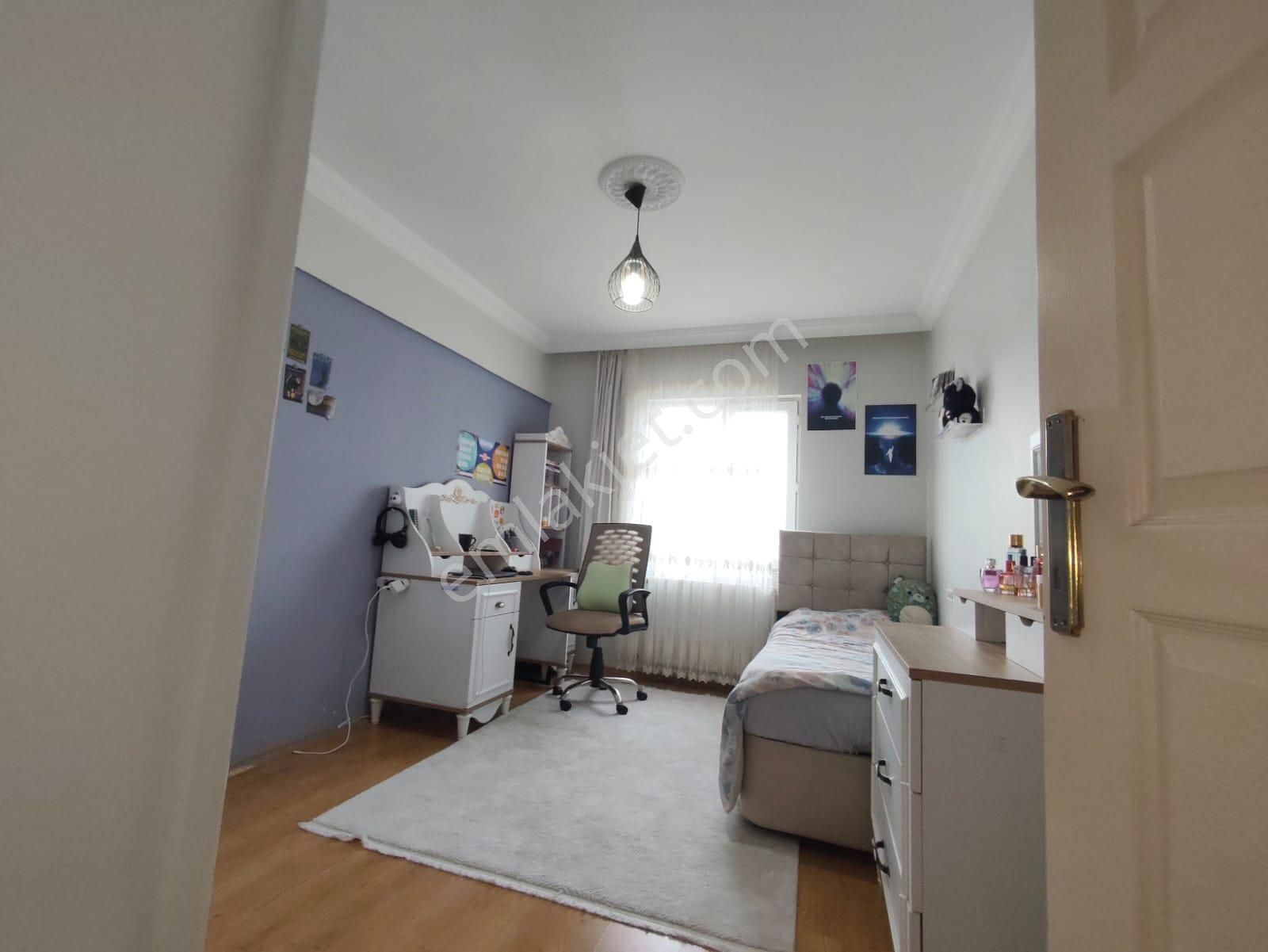 Yılmaz Gayrimenkulden Kacırılmayacak 3+1 Fırsat Dairesi - Görsel 13