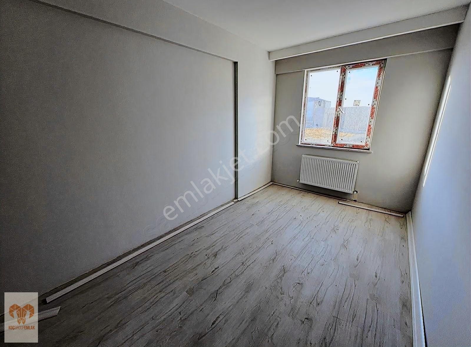 Koç Group =^= Üniversite Ana Yol Kenarı 3+0 Daire - Görsel 3