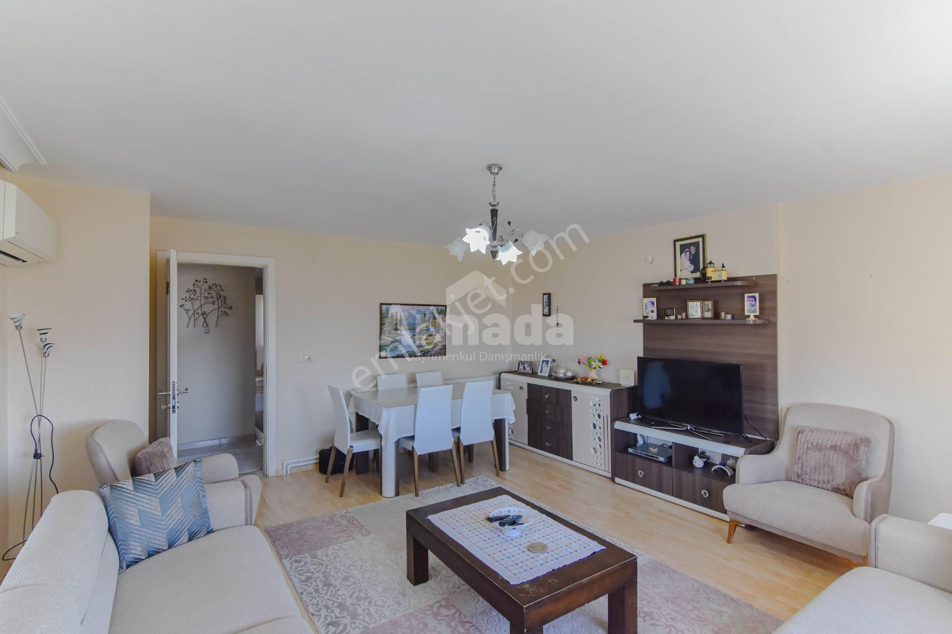 Kuşadası'nın Tercih Edilen Bölgesi Ege Mahallesi'nde 3+1 Daire