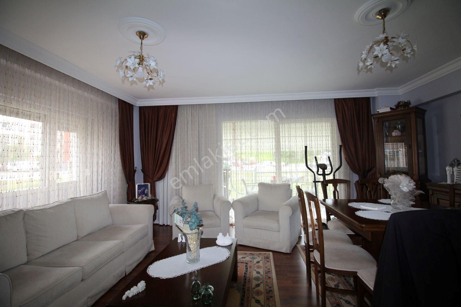 Site İçinde Doğalgazlı Asansörlü Arakat - Görsel 8