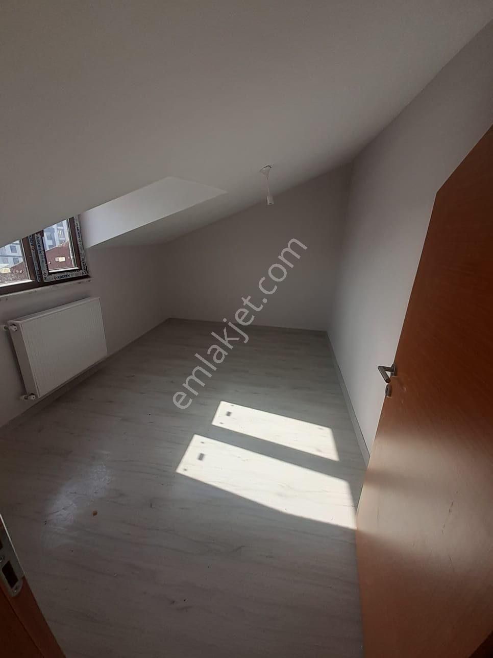 Sultanbeyli Akşemsettin Mah. Viaport Yakını Teraslı 4+1 Dubleks - Görsel 17