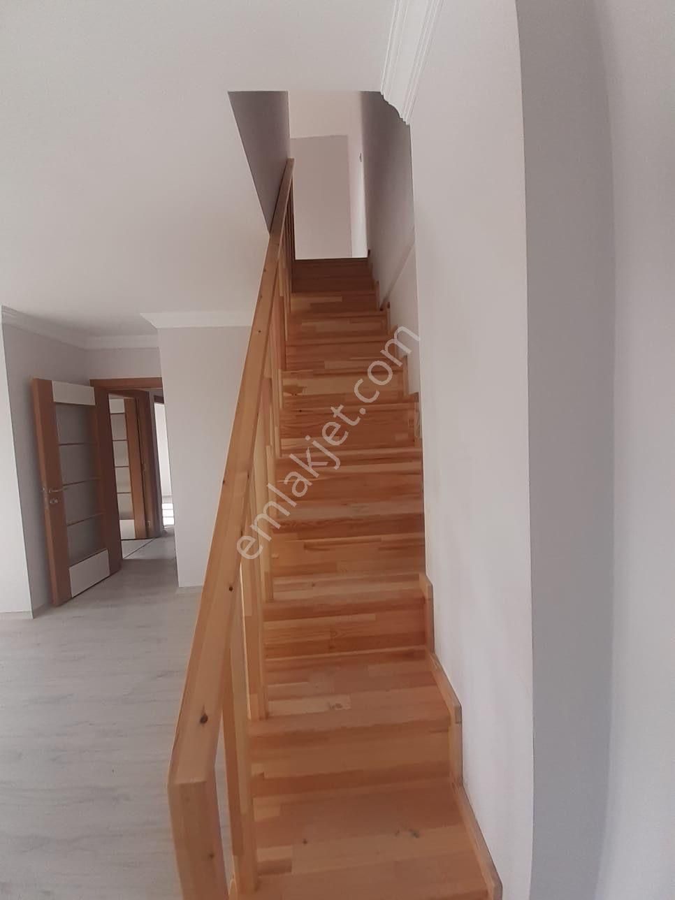 Sultanbeyli Akşemsettin Mah. Viaport Yakını Teraslı 4+1 Dubleks - Görsel 9