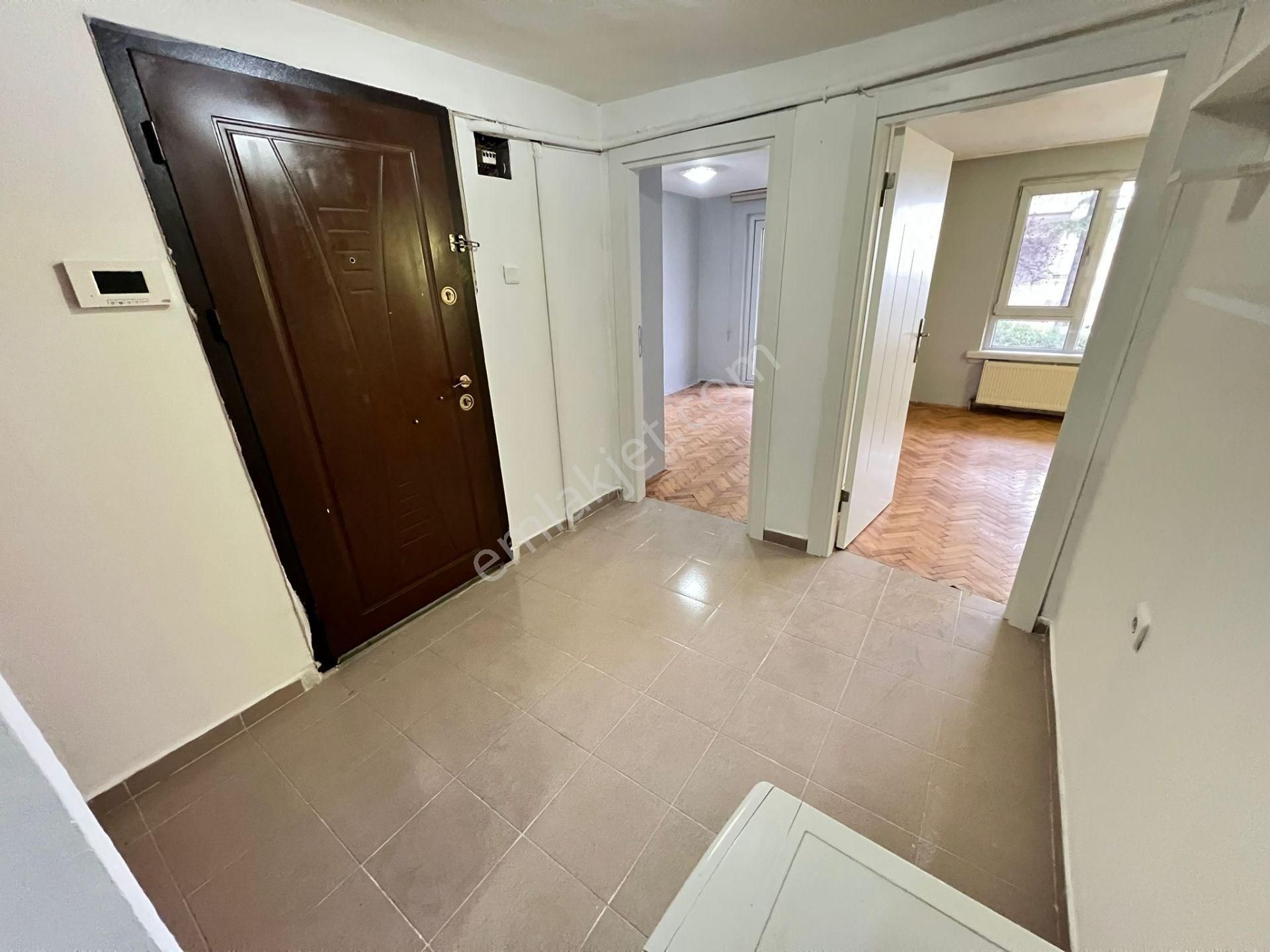 Atanora Vadi'den Merkezi Lokasyonda Cadde Yakını Kombili Ön Cephe Boş 2+1 - Görsel 14