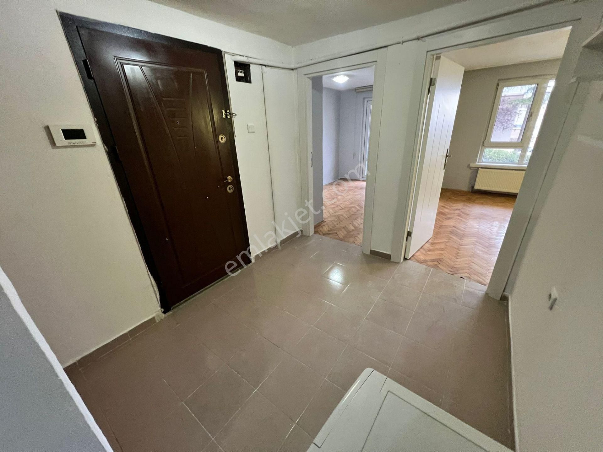 Atanora Vadi'den Merkezi Lokasyonda Cadde Yakını Kombili Ön Cephe Boş 2+1 - Görsel 11