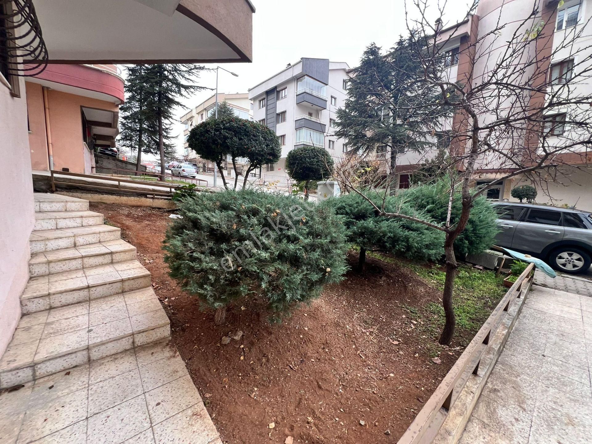 Atanora Vadi'den Merkezi Lokasyonda Cadde Yakını Kombili Ön Cephe Boş 2+1 - Görsel 30