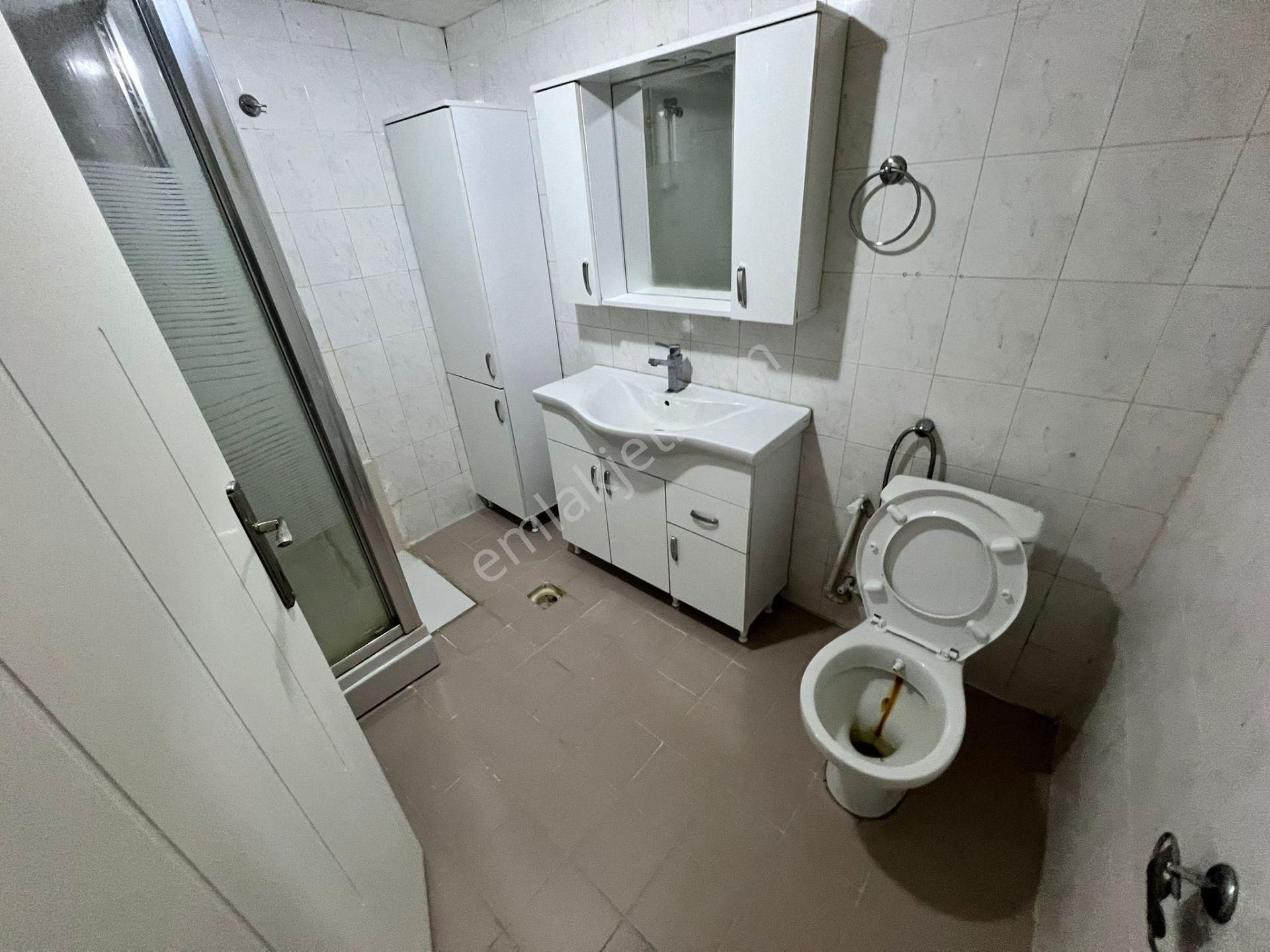 Atanora Vadi'den Merkezi Lokasyonda Cadde Yakını Kombili Ön Cephe Boş 2+1 - Görsel 8