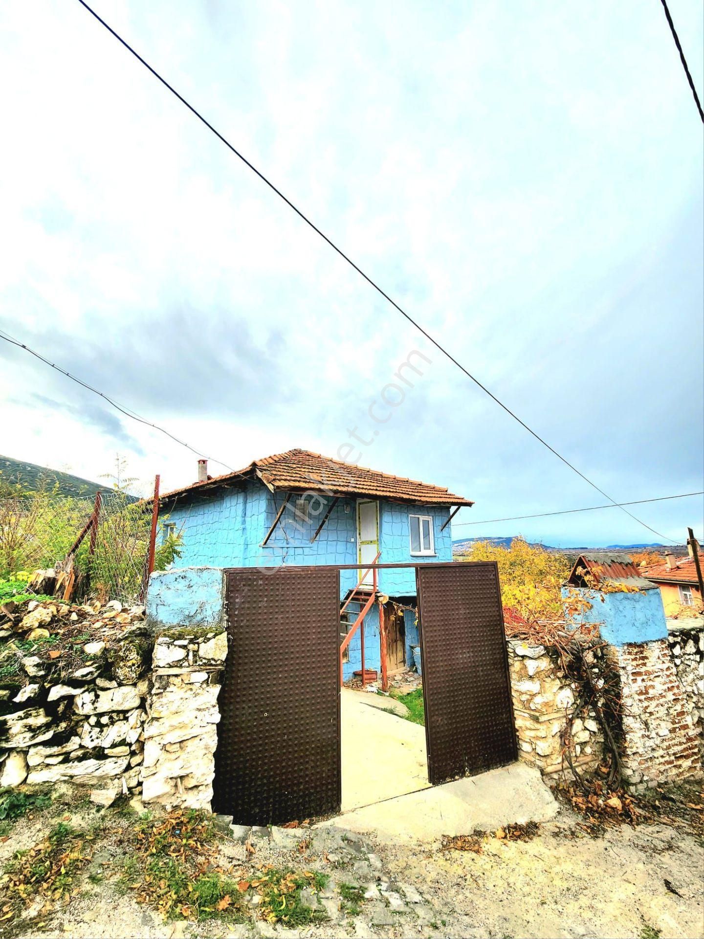 Muğla Anayolu Üzeri Takasa Açık Yatırımlık Müstakil Bahçelli Satılık Ev - Görsel 2