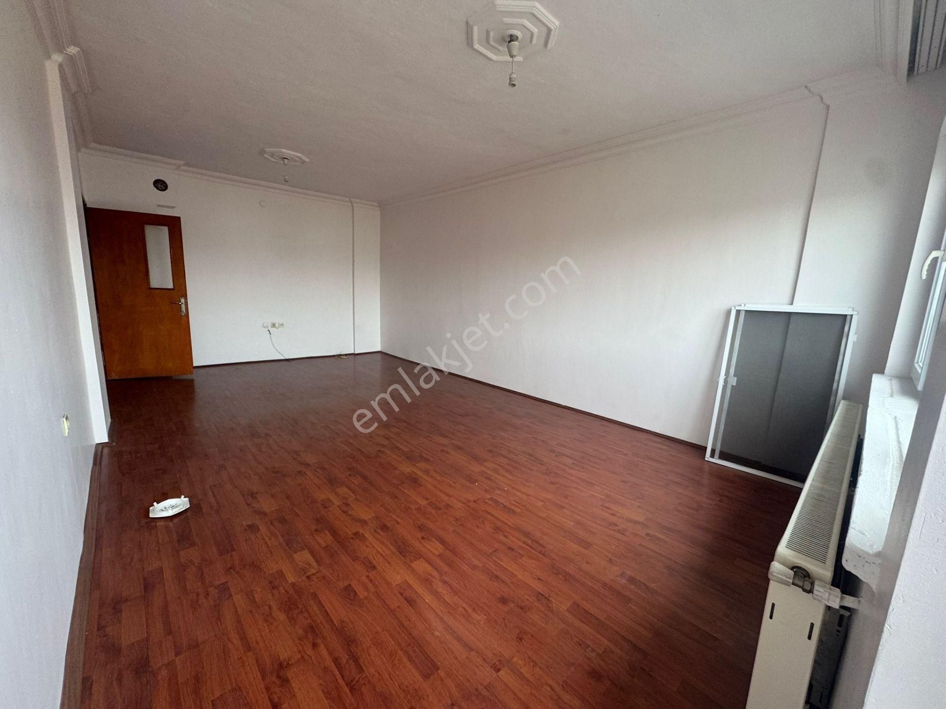 Malazgrt Mh.de 3+1kata Bağımısız 120m2 Ön Cephe Çift Balkon Dair - Görsel 11