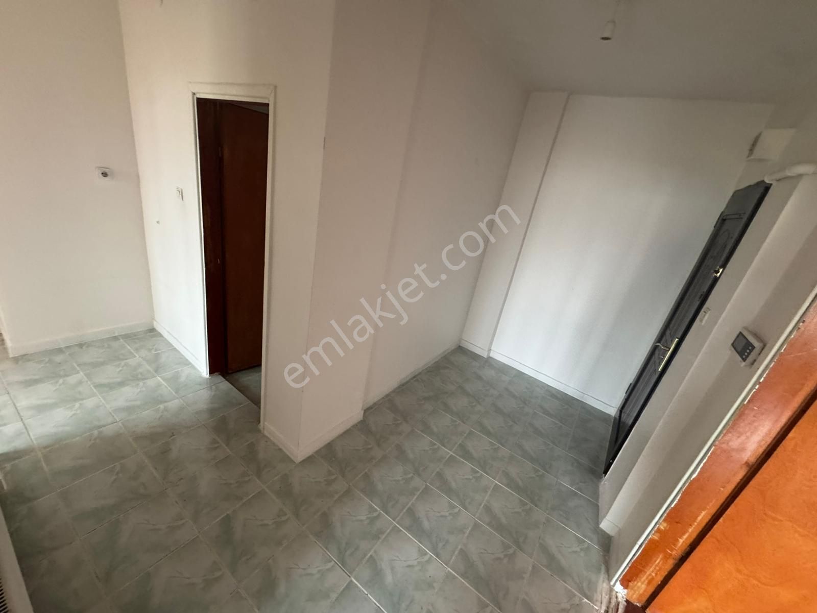 Malazgrt Mh.de 3+1kata Bağımısız 120m2 Ön Cephe Çift Balkon Dair - Görsel 21