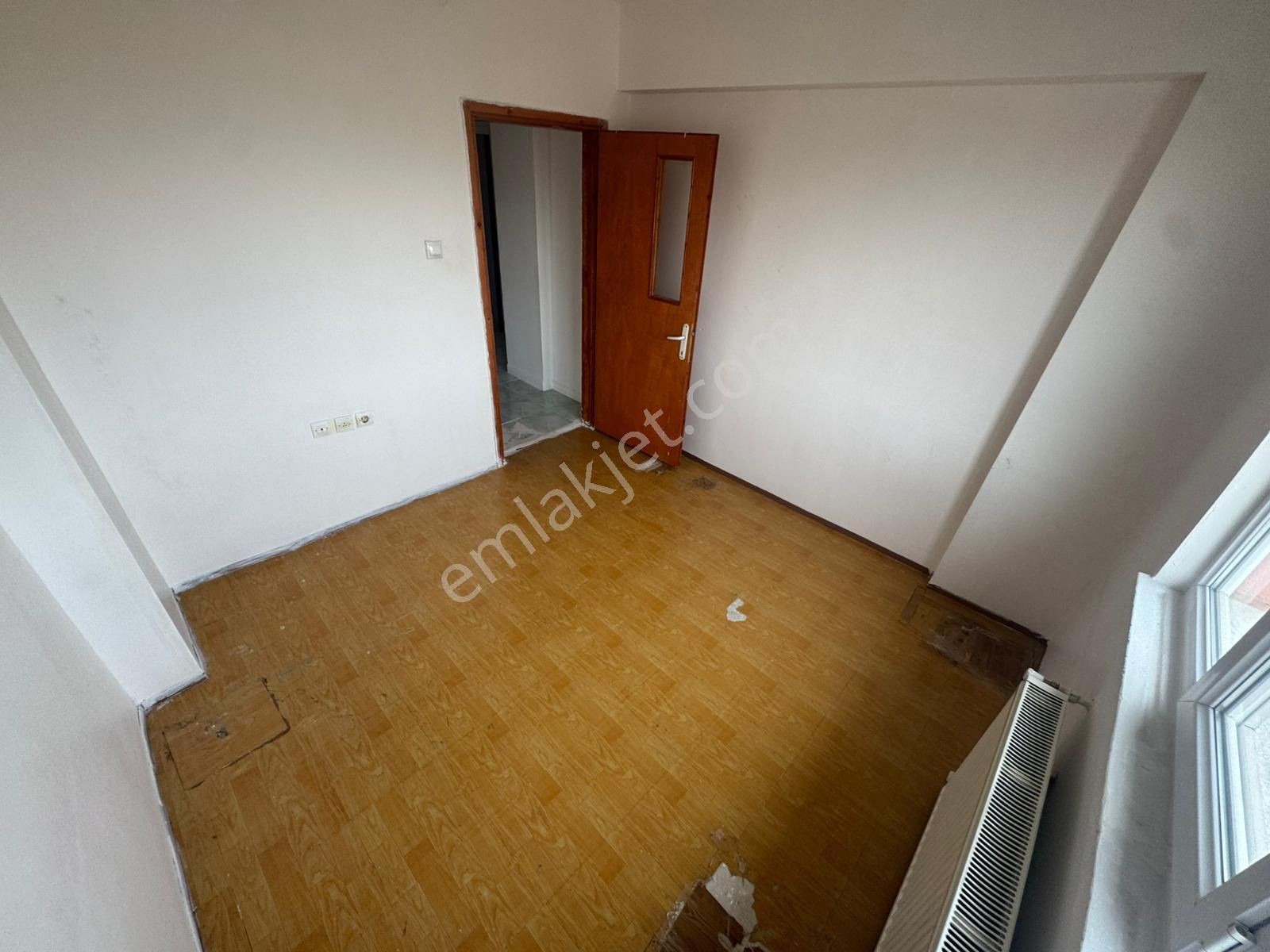 Malazgrt Mh.de 3+1kata Bağımısız 120m2 Ön Cephe Çift Balkon Dair - Görsel 17