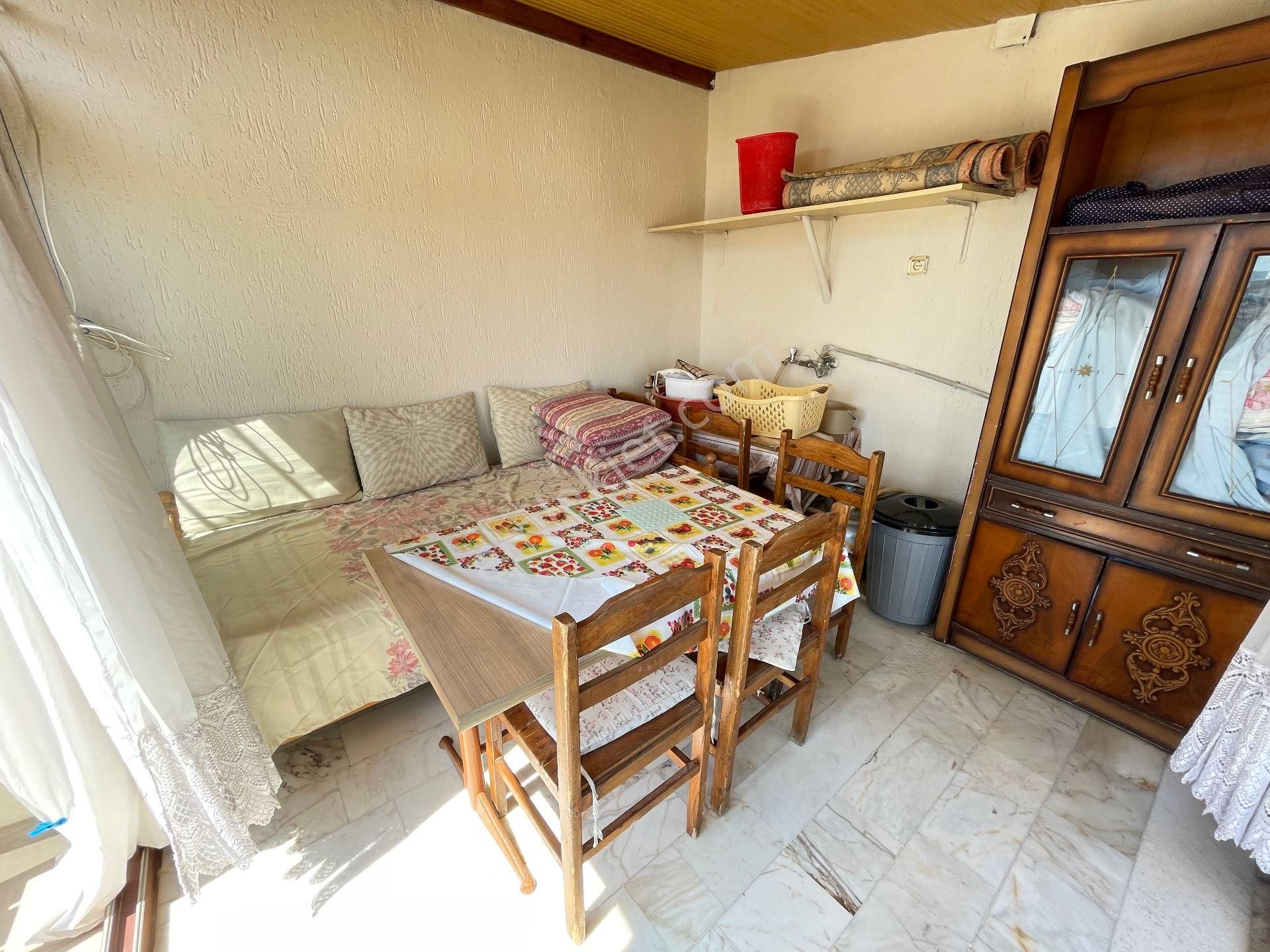 Seferihisar Ürkmez’de Tam 7 Daireli Deniz Tarafında Apartmanımız Komple Satılık - Görsel 22