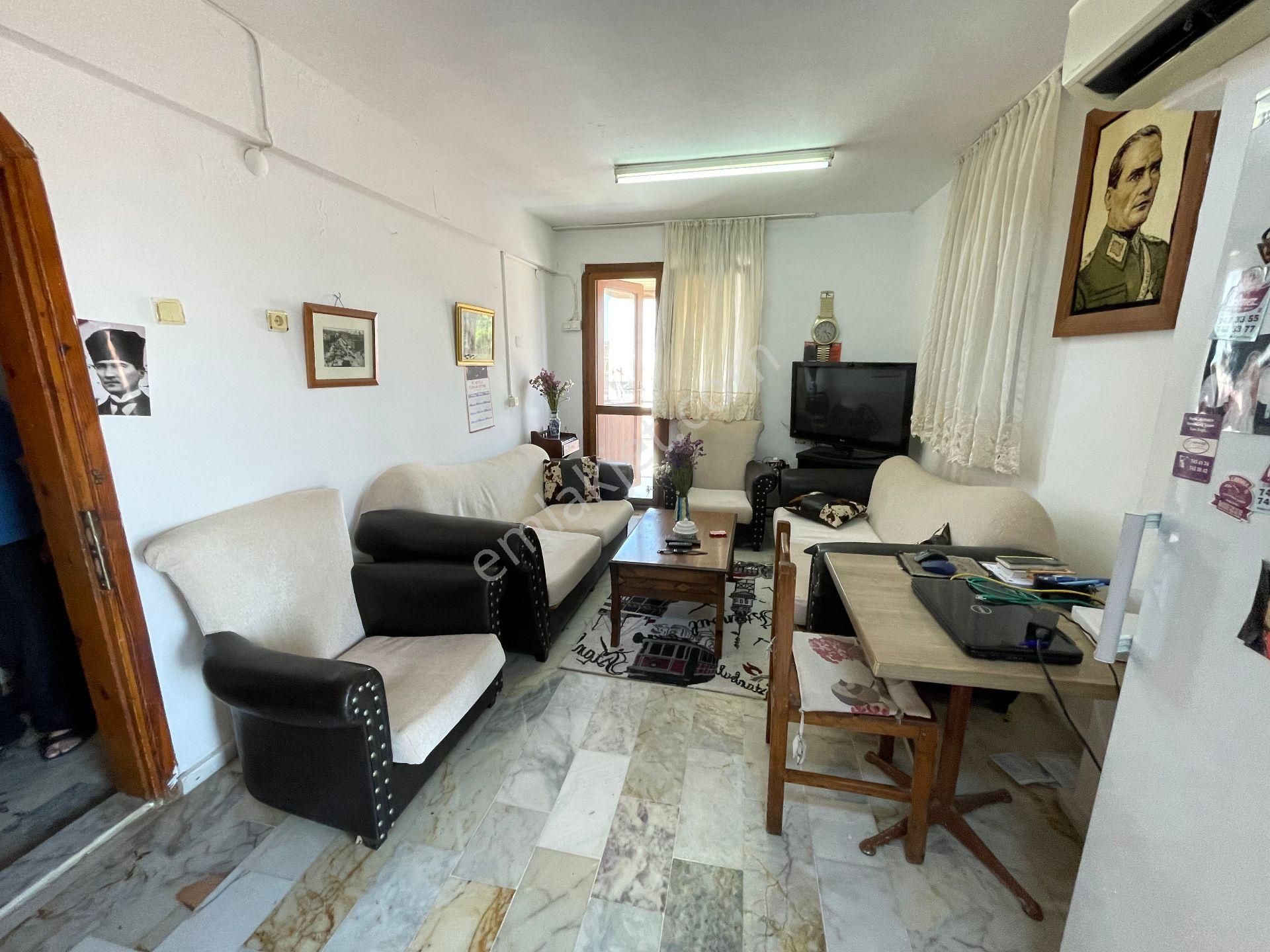 Seferihisar Ürkmez’de Tam 7 Daireli Deniz Tarafında Apartmanımız Komple Satılık - Görsel 35