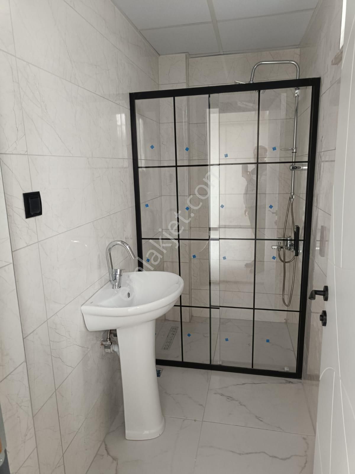 🏡 Çamlıca’da Ebeveyn Banyolu Sıfır Ultra Lüks 3+1 Kiralık Daire - Görsel 21