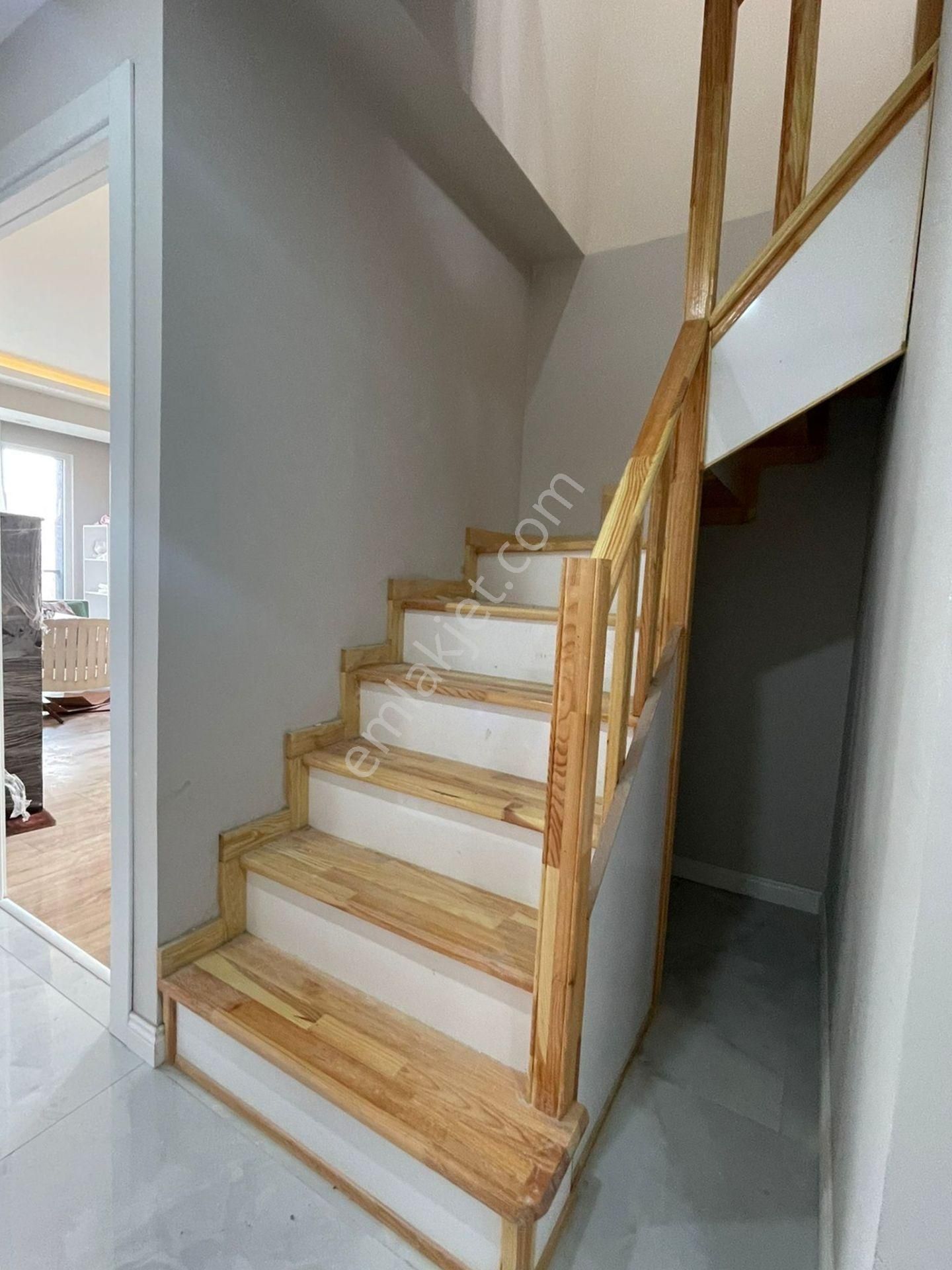 Mertcan Dan Hürriyet Çarşıya Yürüme Teraslı 4+2 İskanlı Lüks Dubleks - Görsel 7