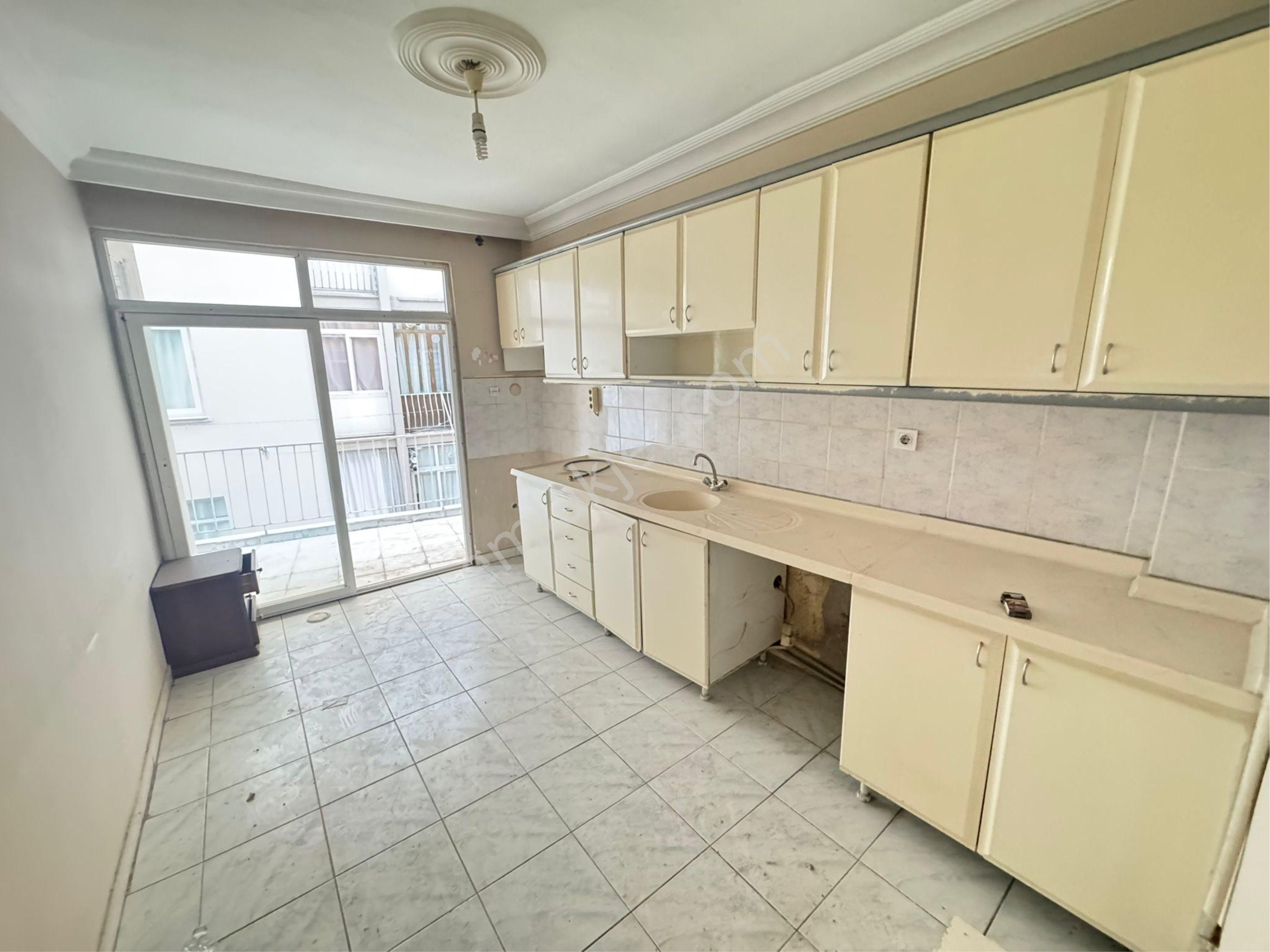 Beykent Den Satılık Asansörlü Daire - Görsel 12