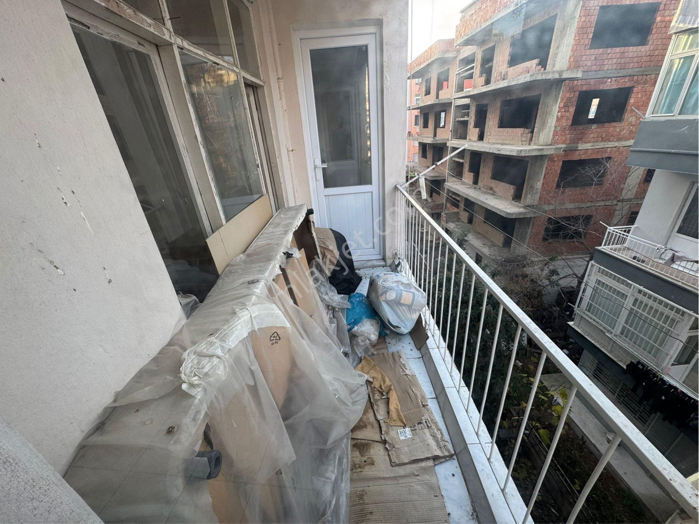 Beykent Den Satılık Asansörlü Daire - Görsel 11