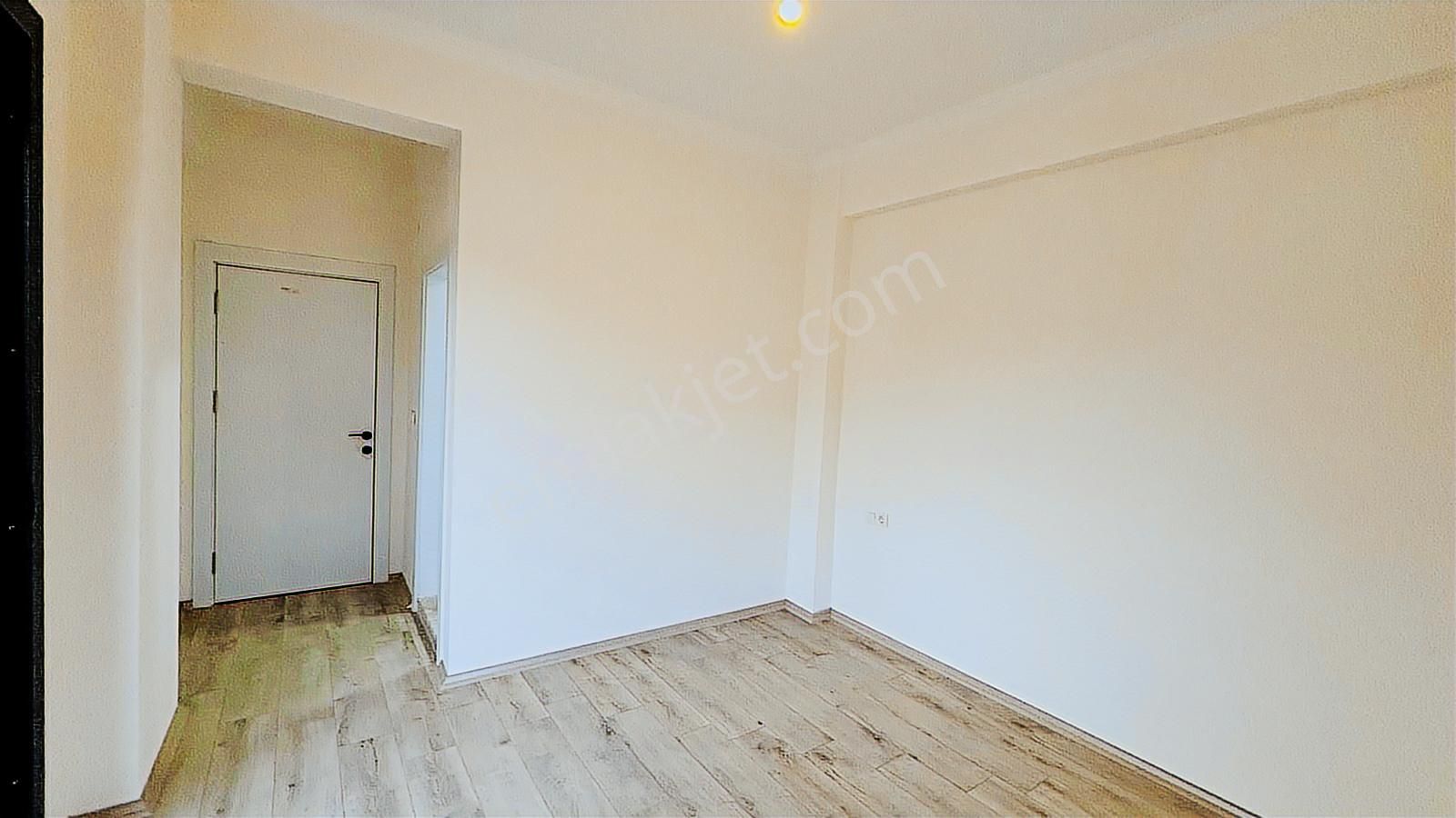 Foça Yenibağrası'nda Müstakil Havuzlu Bahçeli Satılık 3+1 Villa - Görsel 26